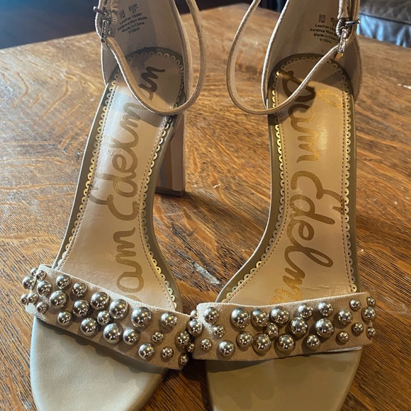 “Sam Edelman” tan suede heels. - Picture 5 of 12